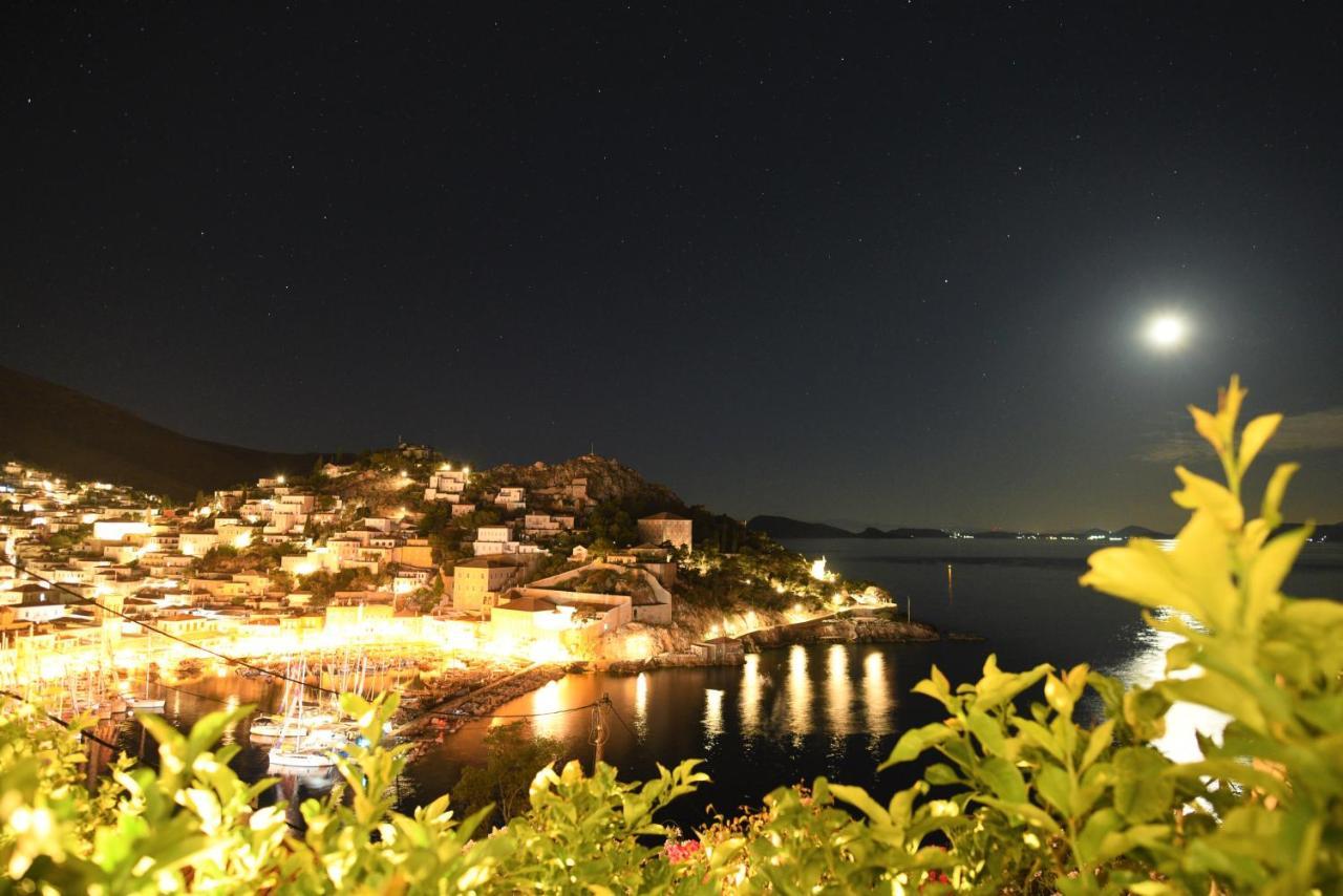 Sunset Hydra Apartmán