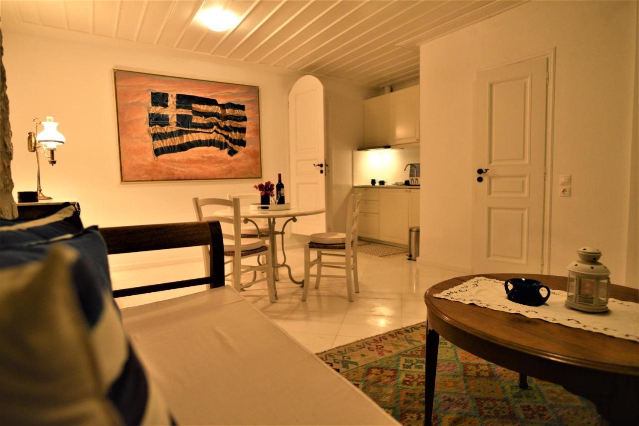 Sunset Hydra Apartmán *