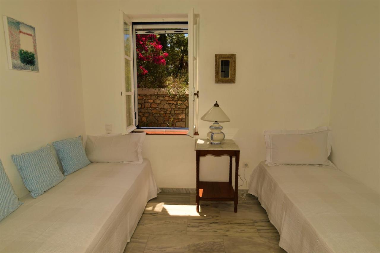 Sunset Hydra Apartmán